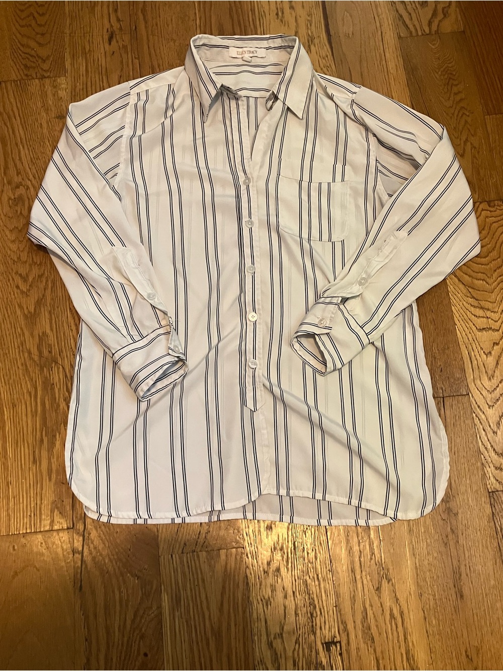Ellen Tracy Women's XS Button Down Dress Shirt Black and White Striped Used